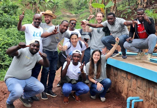 Visite de la délégation de Ferrovial et d’ICLI aux projets en partenariat avec le LWF dans le Diocèse de Kabgayi